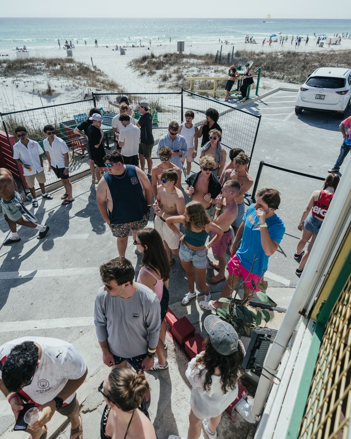 Crowd and the beach seen from above on a sunny day